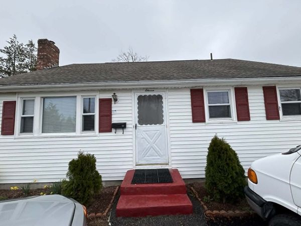 11 Othello St, Brockton, MA 02301