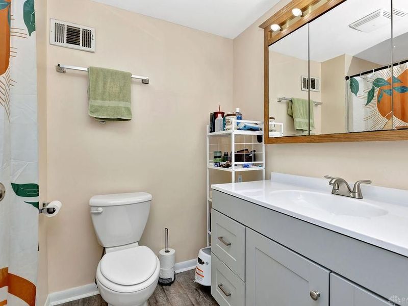 7134 Montague Road, Huber Heights, OH 45424 Photo 25