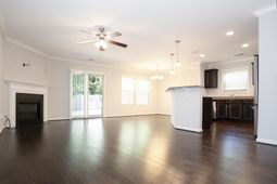 118 Pacific Avenue  photo 4