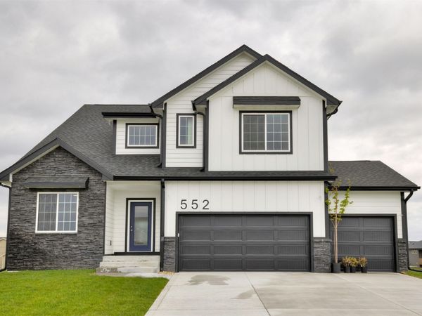 552 Westwood Drive, Huxley, IA 50124