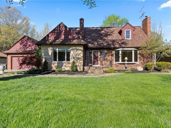 5254 Clinton Avenue , Lorain, OH 44055