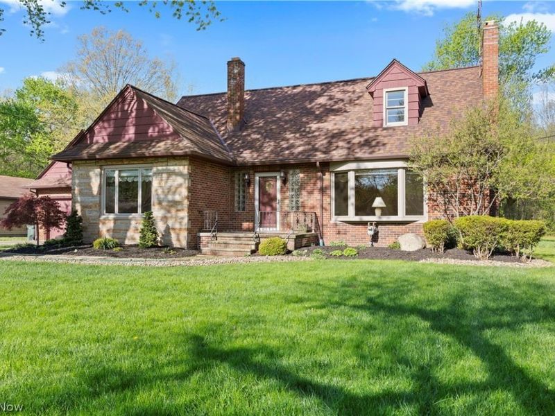 5254 Clinton Avenue, Lorain, OH 44055 Photo 2
