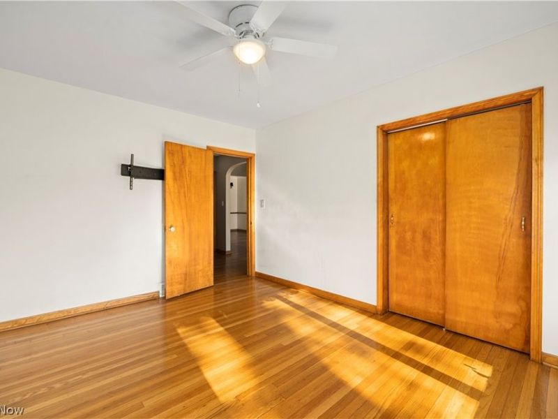 5254 Clinton Avenue, Lorain, OH 44055 Photo 23