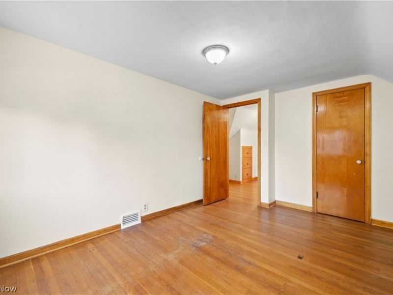 5254 Clinton Avenue, Lorain, OH 44055 Photo 27