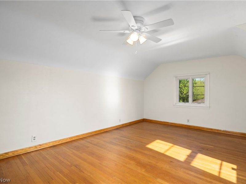 5254 Clinton Avenue, Lorain, OH 44055 Photo 32