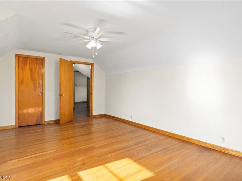 5254 Clinton Avenue, Lorain, OH 44055 Photo 33