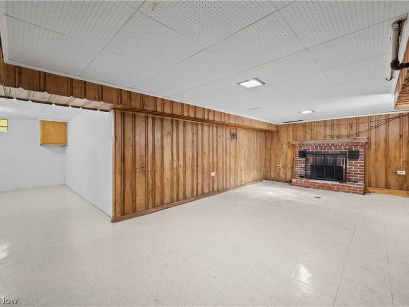 5254 Clinton Avenue, Lorain, OH 44055 Photo 37