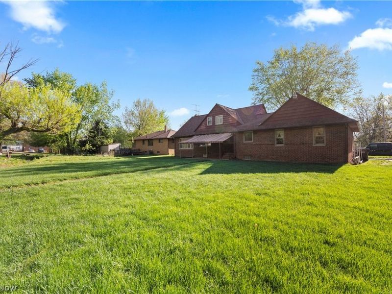 5254 Clinton Avenue, Lorain, OH 44055 Photo 39