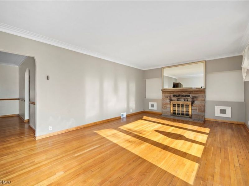 5254 Clinton Avenue, Lorain, OH 44055 Photo 4