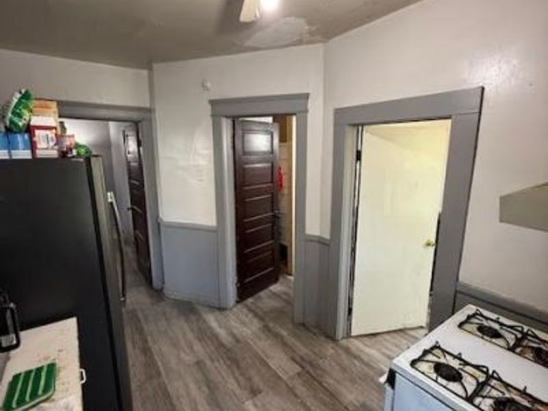 9916 Aetna Road, Cleveland, OH 44105 Photo 10