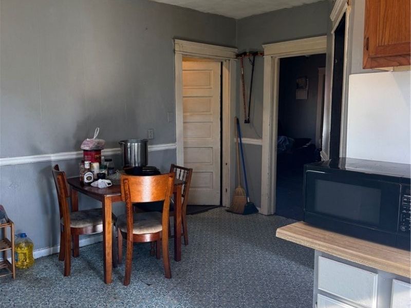 9916 Aetna Road, Cleveland, OH 44105 Photo 22