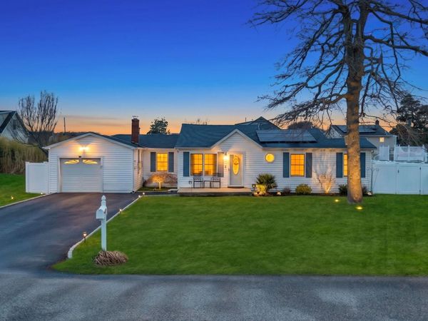 76 Huntington Drive , Mastic Beach, NY 11951