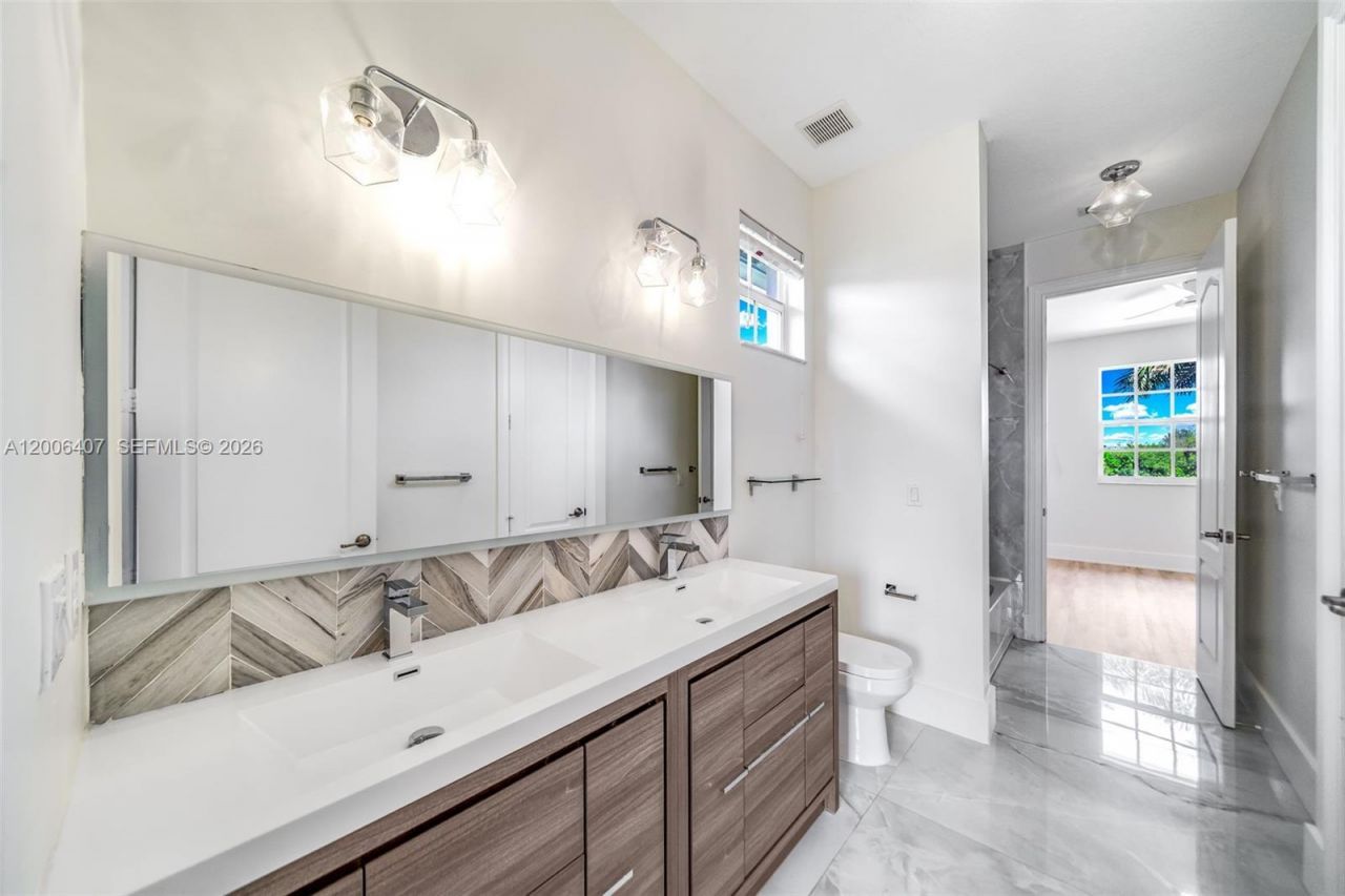 8766 Miralago Way, Parkland, FL 33076 Photo