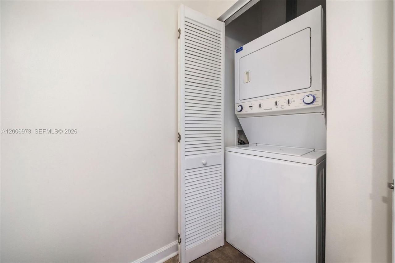 3470 E Coast Ave , Unit H1203, Miami, FL 33137 Photo