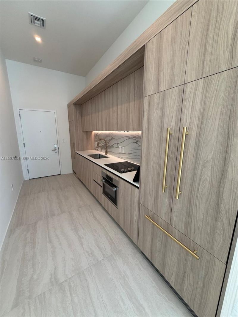 77 SE 5th Street, Unit 1014, Miami, FL 33131 Photo