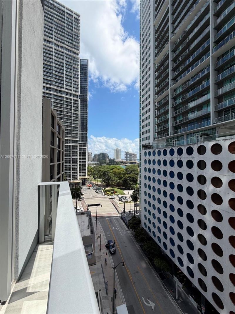 77 SE 5th Street, Unit 1014, Miami, FL 33131 Photo