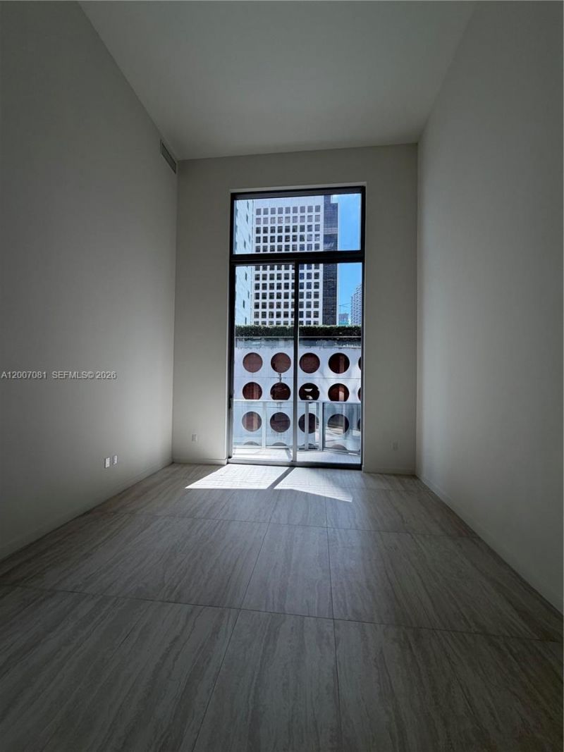 77 SE 5th Street, Unit 1014, Miami, FL 33131 Photo