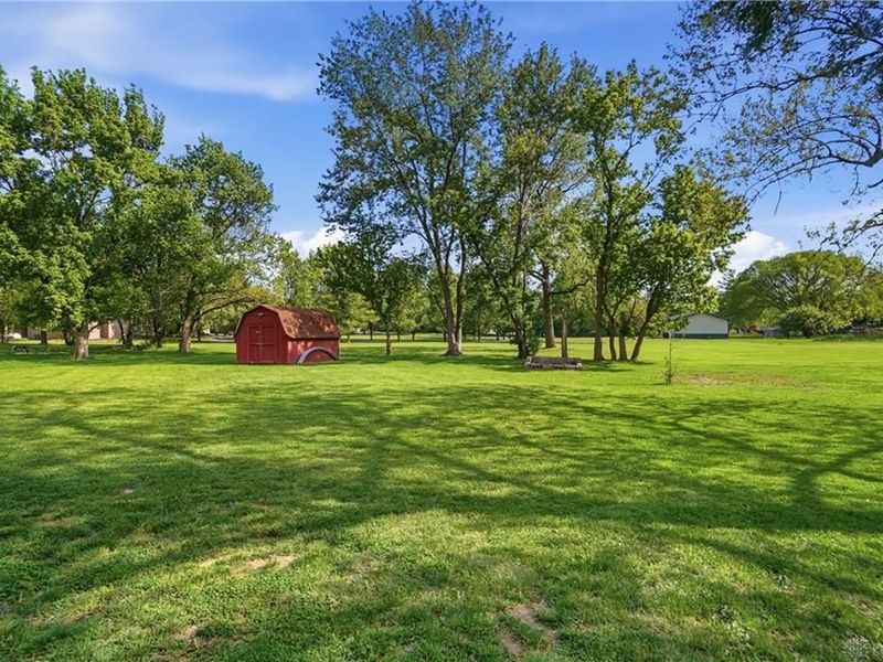 8414 Hoover Court, Middletown, OH 45042 Photo 6