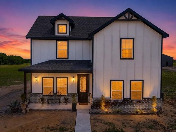 505 Farmer Road, Ennis, TX 75119