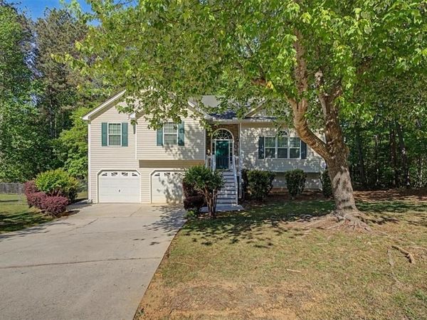 68 Leann Trace , Dallas, GA 30132