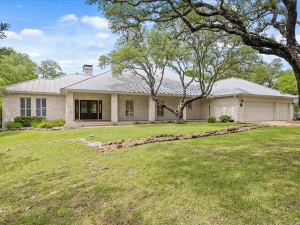 7615 SWEETWIND CIR, Fair Oaks Ranch, TX 78015