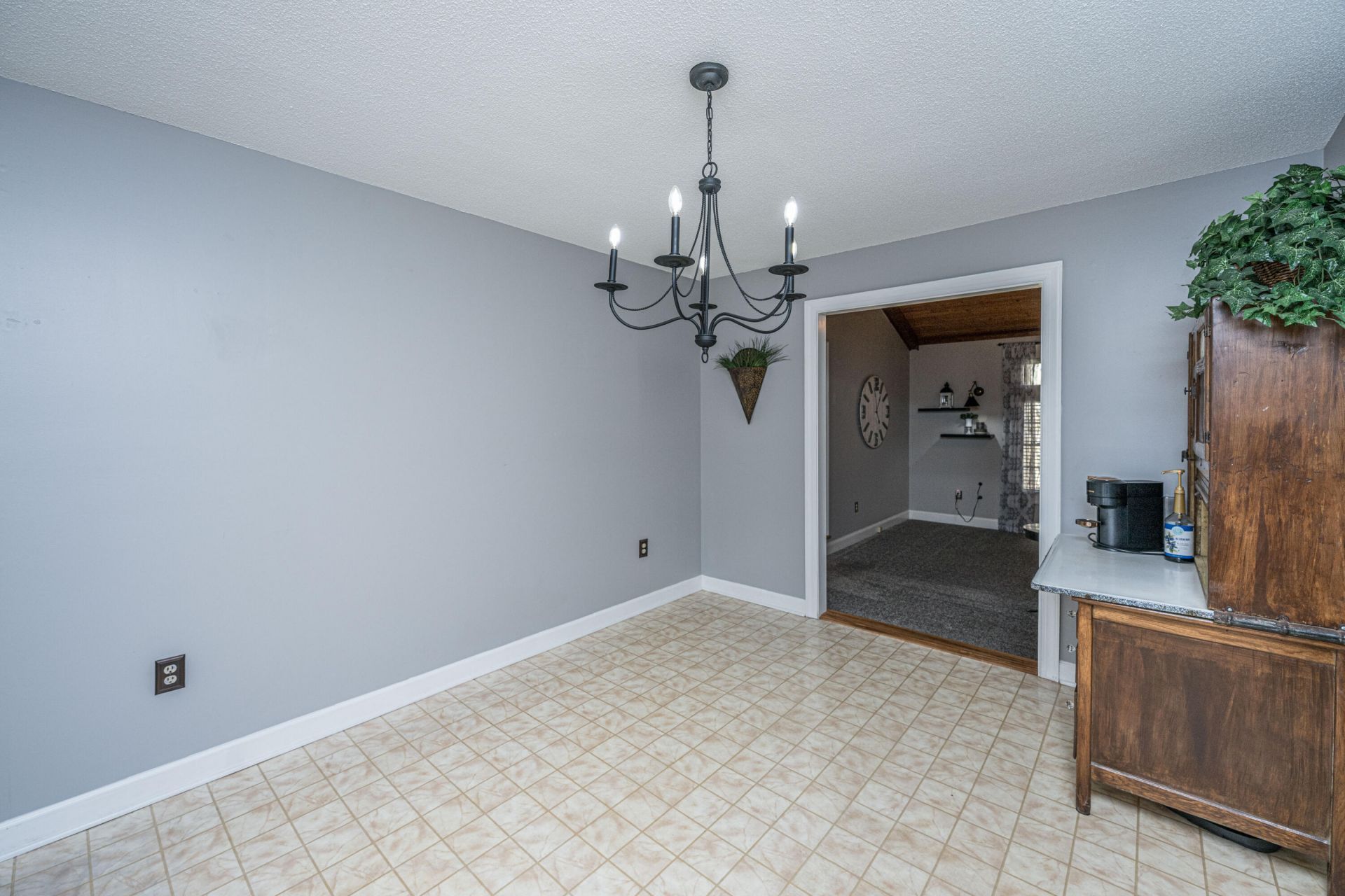 200 Duxback Lane Photo 15