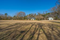 200 Duxback Lane photo 4