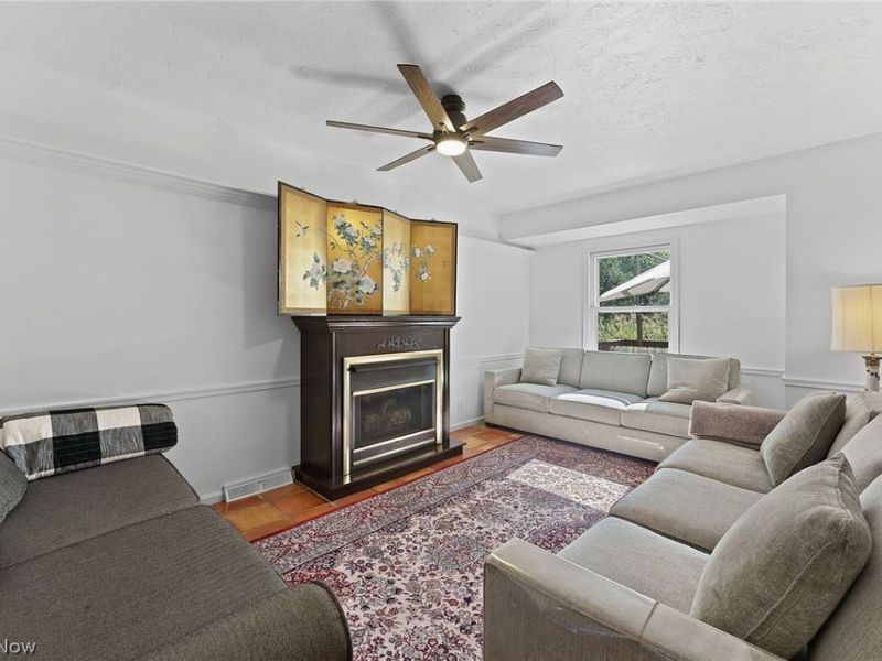 5268 Edenhurst Road, Lyndhurst, OH 44124 Photo 13