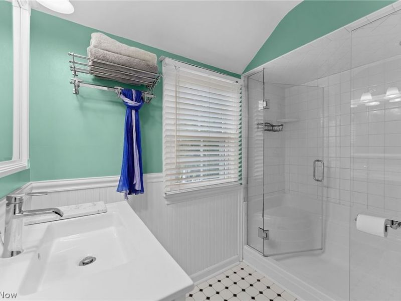 5268 Edenhurst Road, Lyndhurst, OH 44124 Photo 19