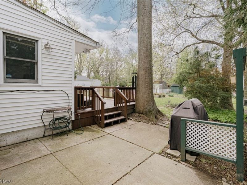 5268 Edenhurst Road, Lyndhurst, OH 44124 Photo 33