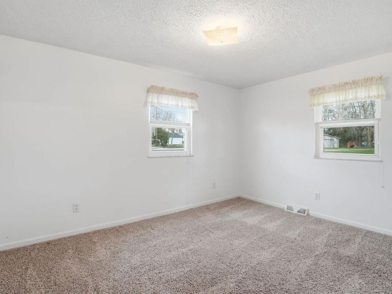 536 Munster Drive, Perry Twp, OH 45118 Photo 29