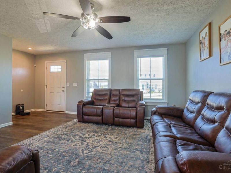 1484 Deters Drive, Harrison, OH 45030 Photo 4