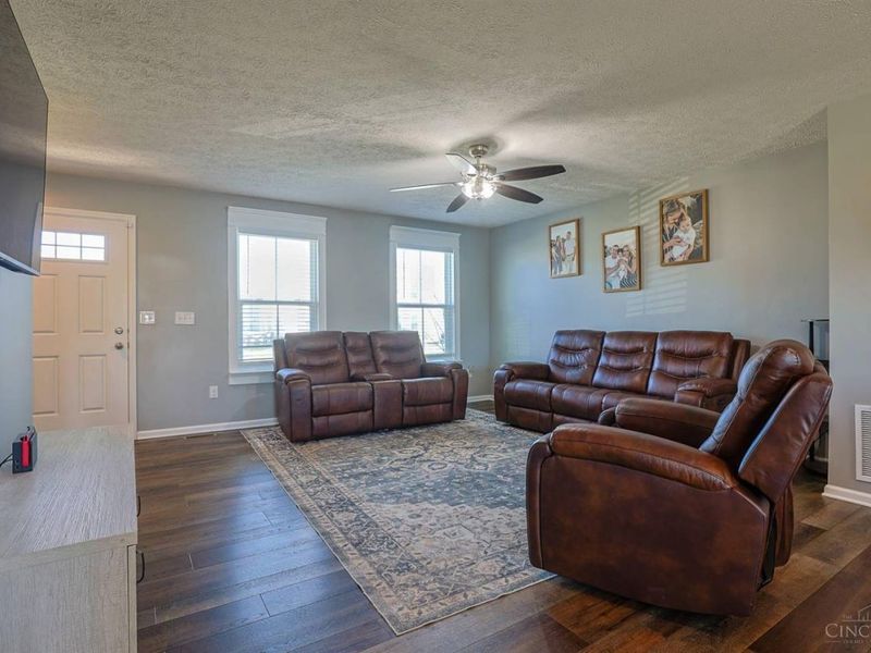 1484 Deters Drive, Harrison, OH 45030 Photo 6