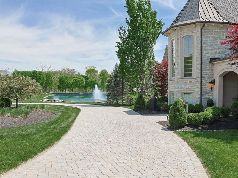 7951 Ayers Road, Anderson Twp, OH 45255 Photo 3