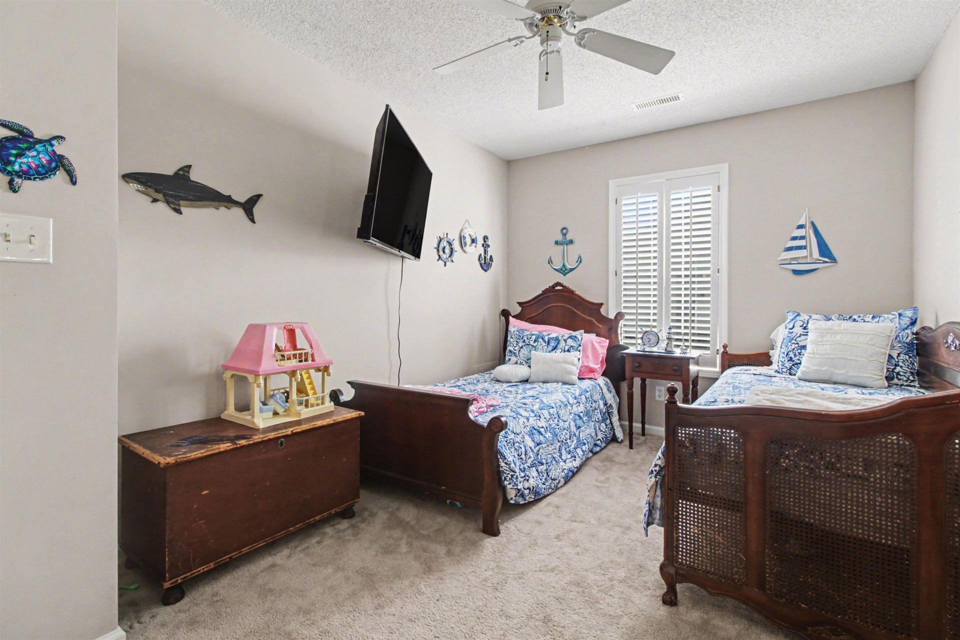 3910 Mallard Way  Photo 10