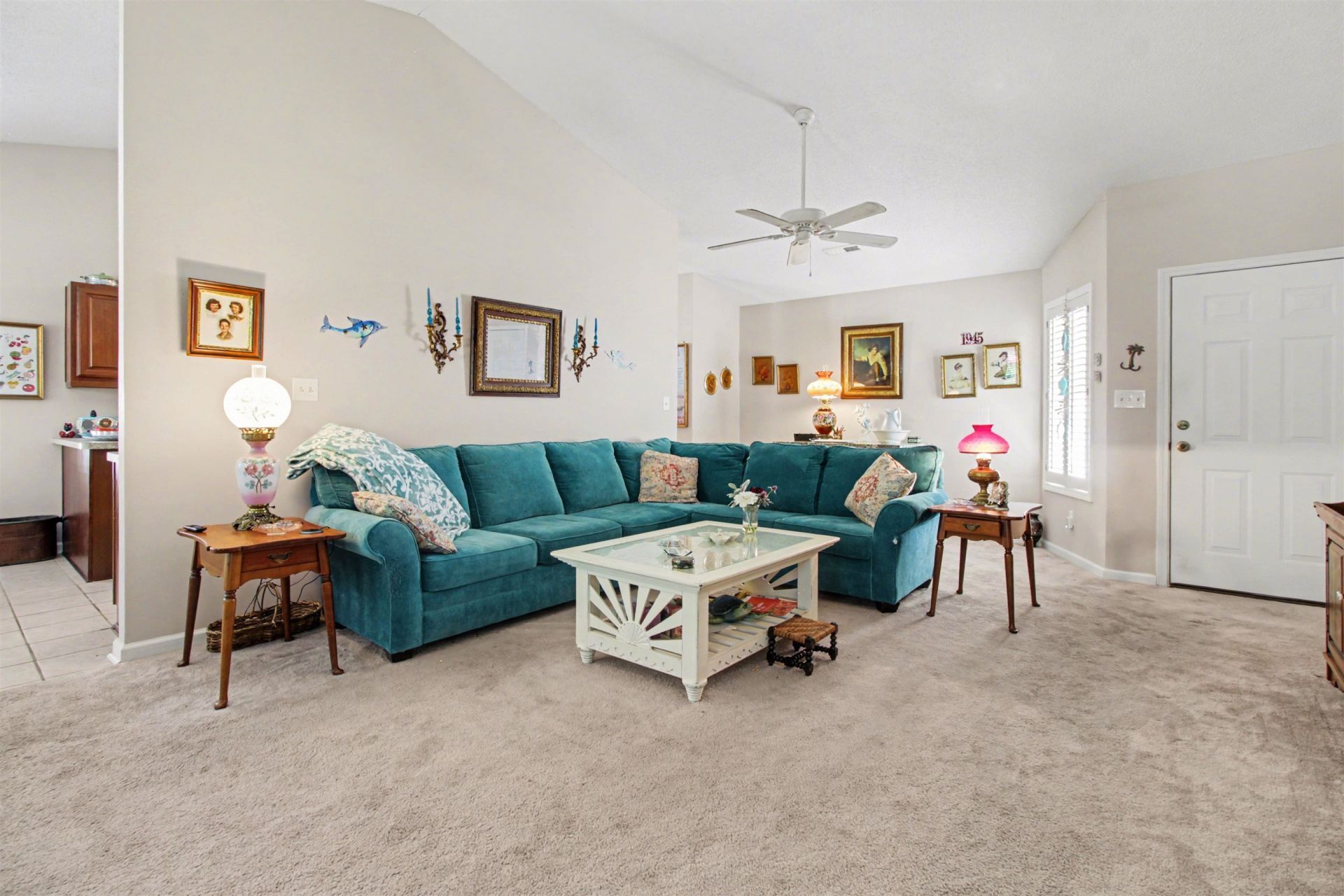 3910 Mallard Way  Photo 4