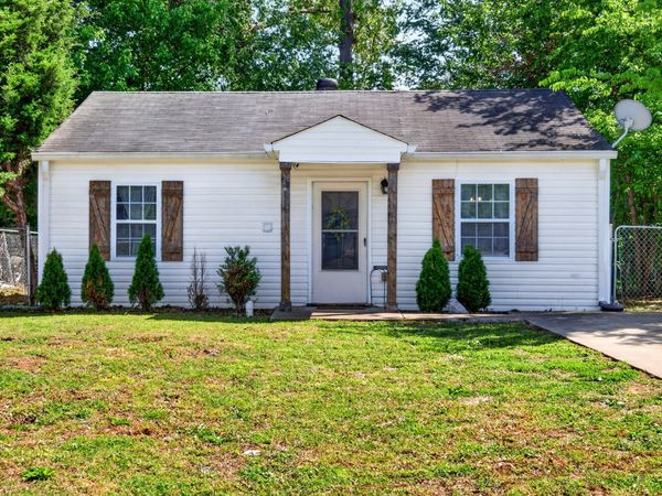 236 Burch Rd , Clarksville, TN 37042