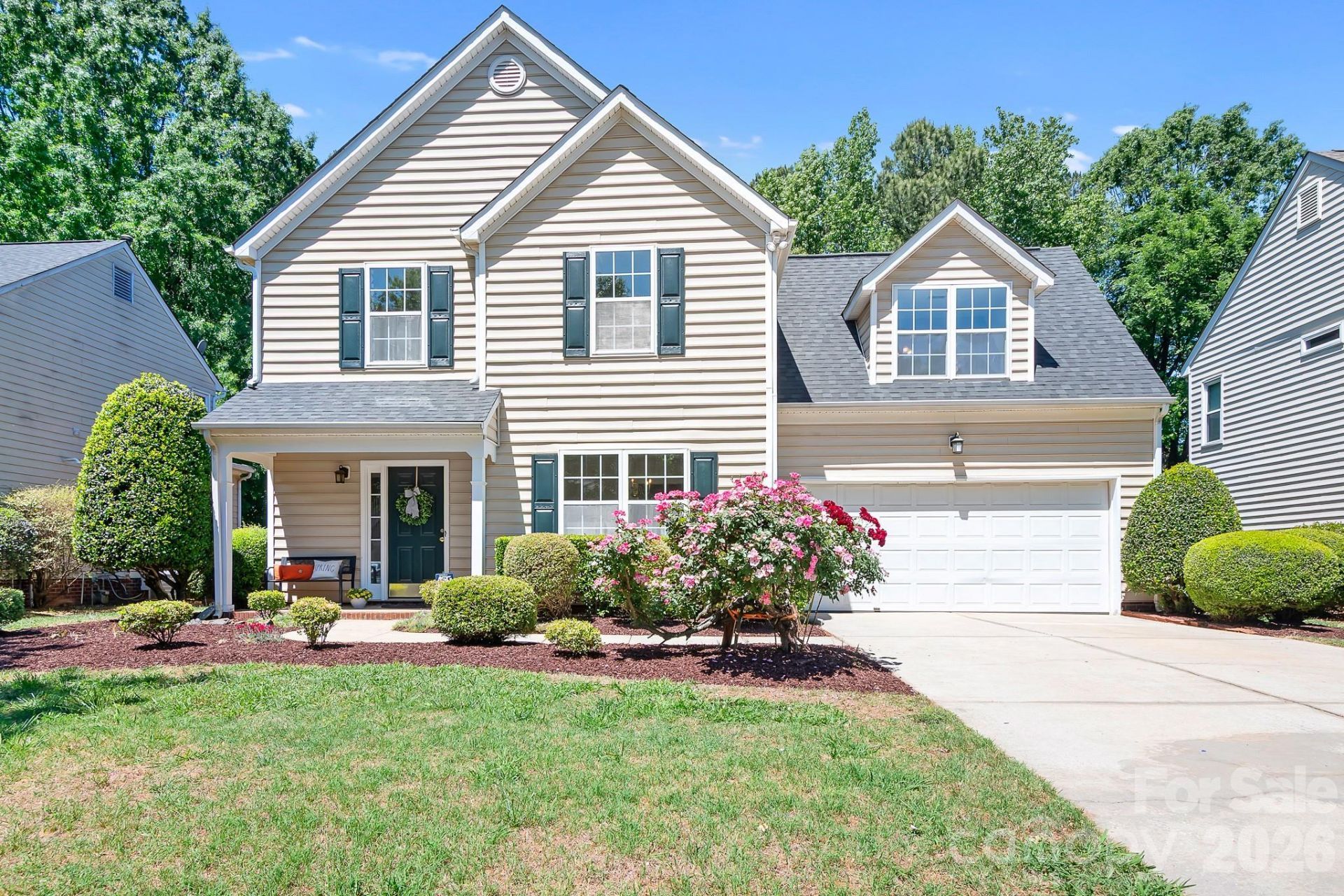 4634 Bridle Ridge Lane, Charlotte, NC 28269 Main Photo