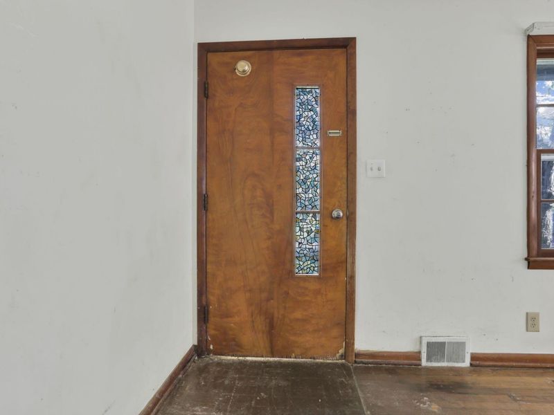 1377 Graf Street, Lancaster, OH 43130 Photo 3