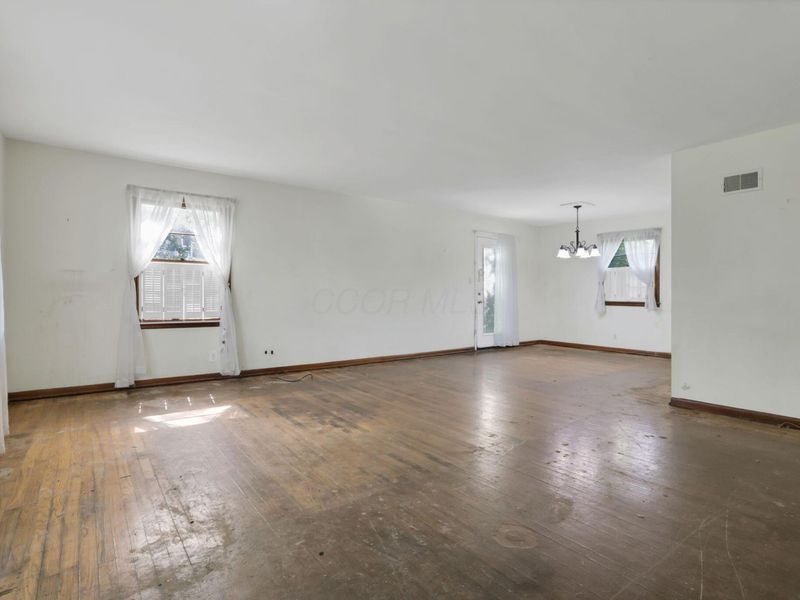 1377 Graf Street, Lancaster, OH 43130 Photo 4