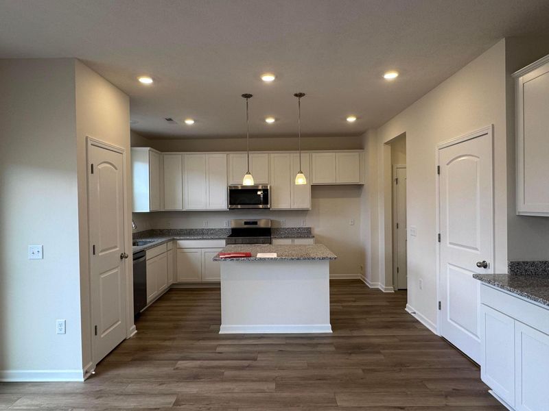 338 Honeysuckle Street, Unit Lot 324, South Bloomfield, OH 43103 Photo 7