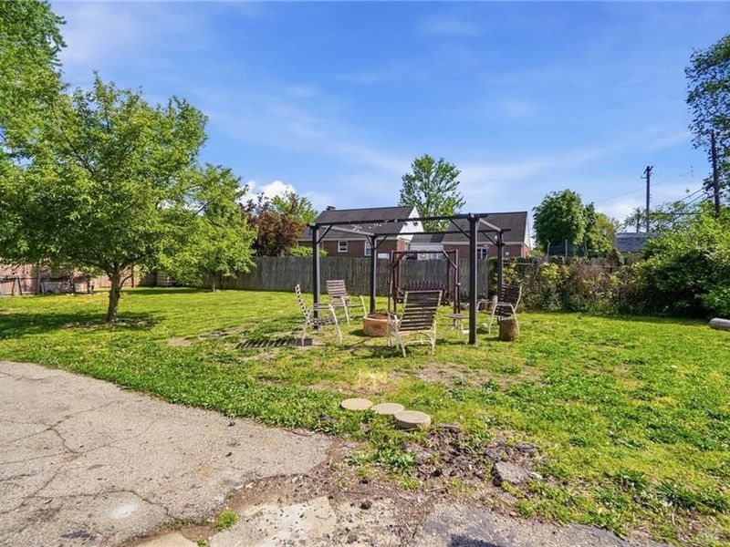 1745 S Smithville Road, Dayton, OH 45410 Photo 26