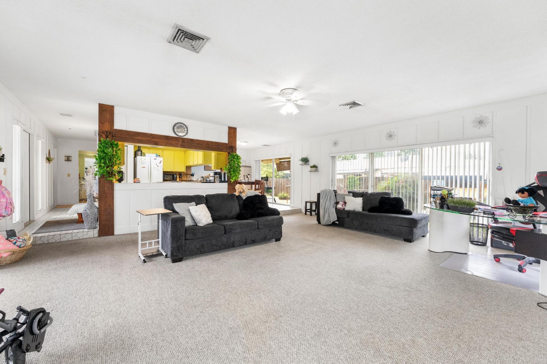 1675 E Breezy Lane, West Palm Beach, FL 33417 Photo