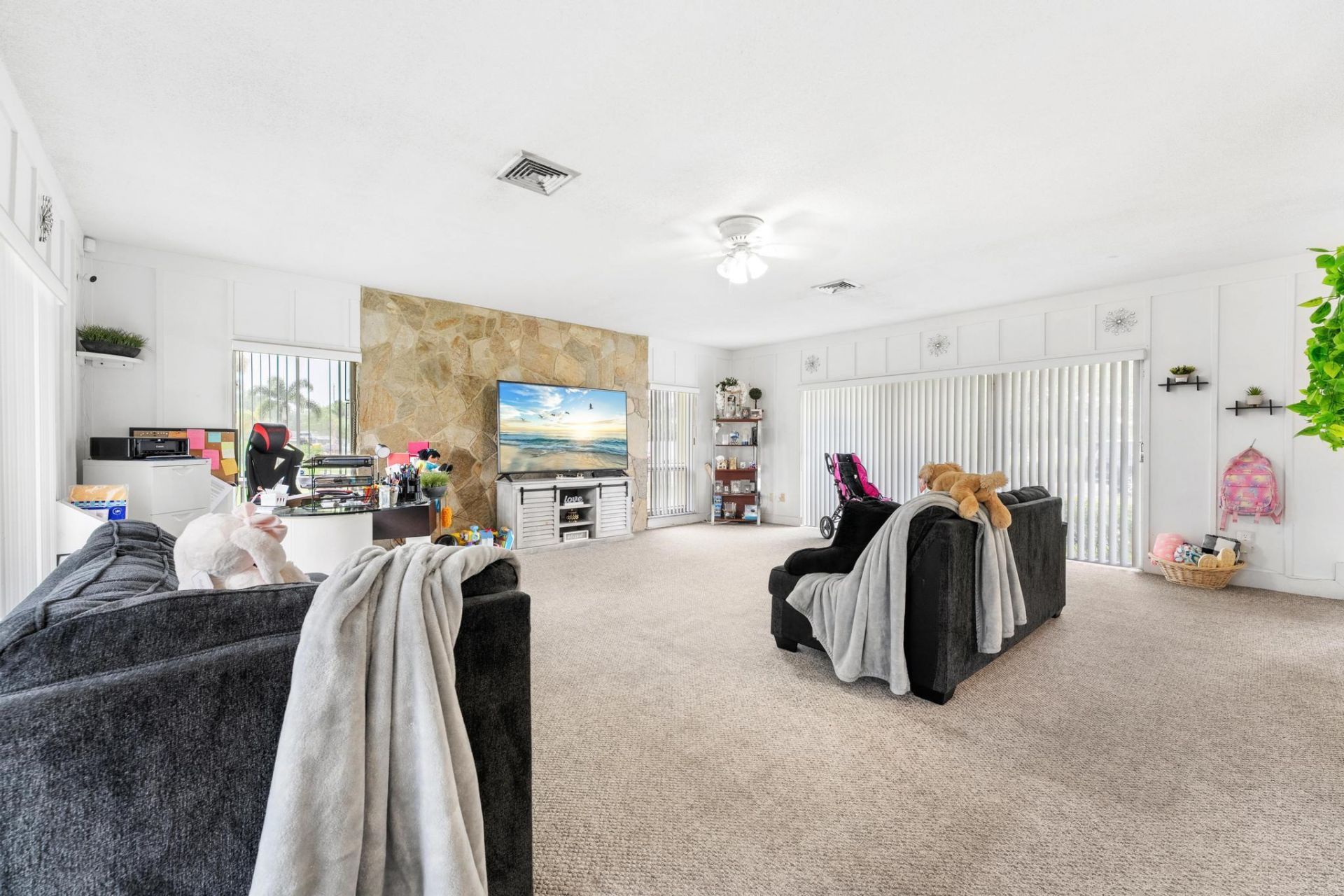 1675 E Breezy Lane, West Palm Beach, FL 33417 Photo