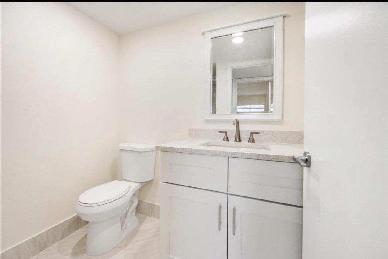 401 Monaco Way, Unit 401, Delray Beach, FL 33446 Photo