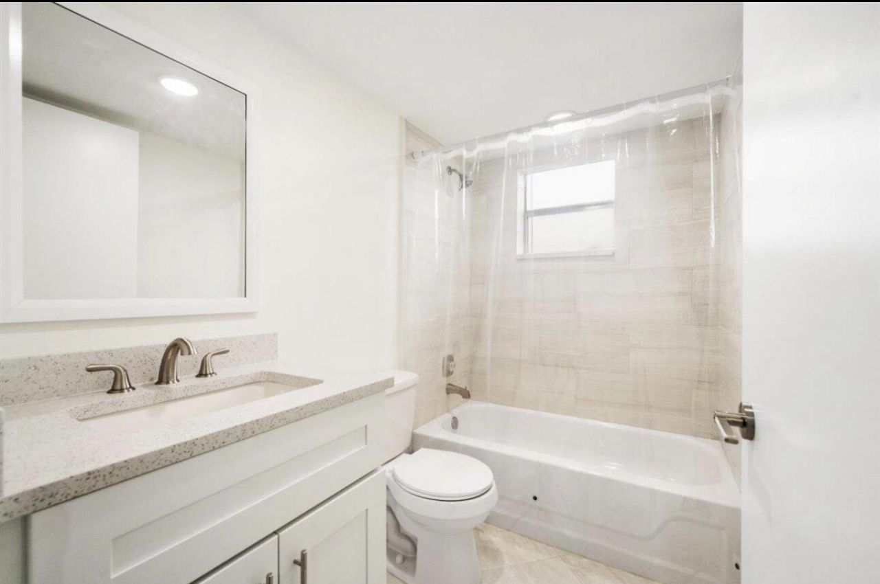 401 Monaco Way, Unit 401, Delray Beach, FL 33446 Photo