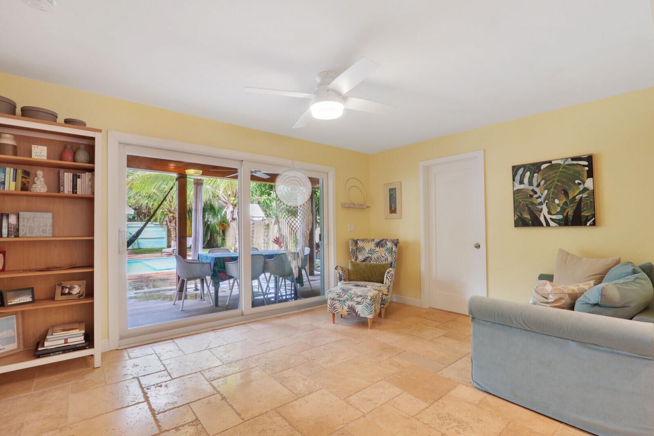 721 N Lakeside Drive, Lake Worth Beach, FL 33460 Photo