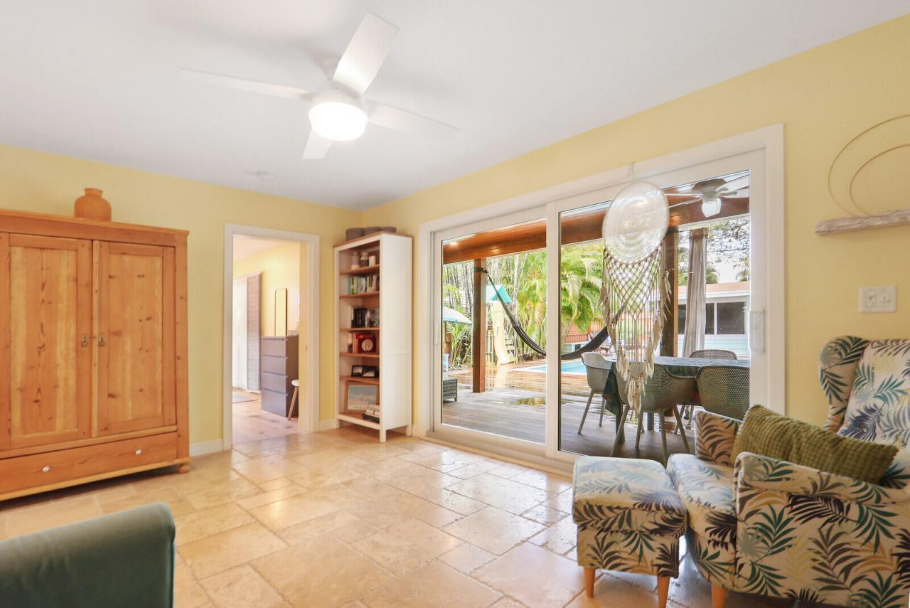 721 N Lakeside Drive, Lake Worth Beach, FL 33460 Photo
