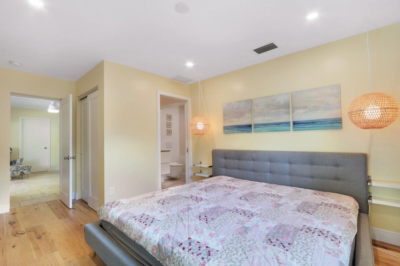 721 N Lakeside Drive, Lake Worth Beach, FL 33460 Photo