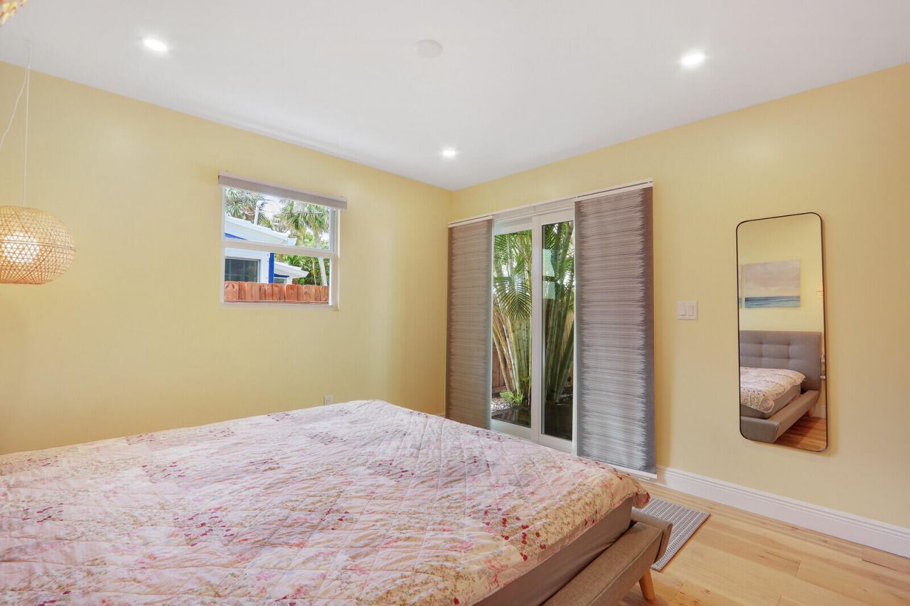 721 N Lakeside Drive, Lake Worth Beach, FL 33460 Photo